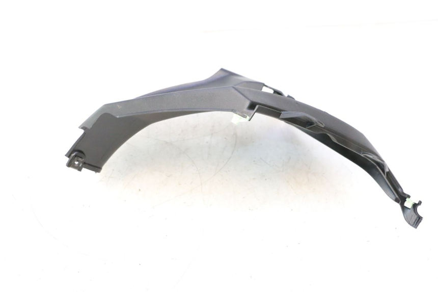 photo de TAPA BAJO ASIENTO DERECHO PEUGEOT STREETZONE NAKED 2T 50 (2014 - 2018) - Primer plano técnico