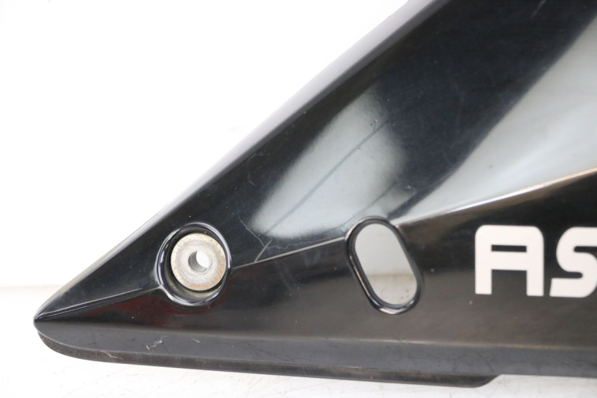 photo de TAPA BAJO EL ASIENTO DERECHO SUZUKI GSF S BANDIT 600 (2000 - 2004) - Recambio usado revisado