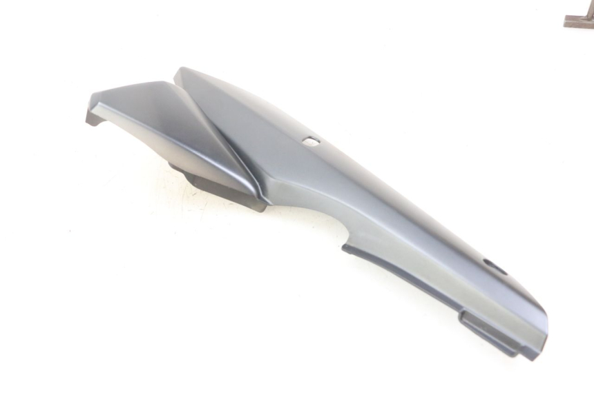 photo de TAPA BAJO ASIENTO DERECHO SUZUKI GSX F GSXF 650 (2007 - 2015) - Vista general del producto