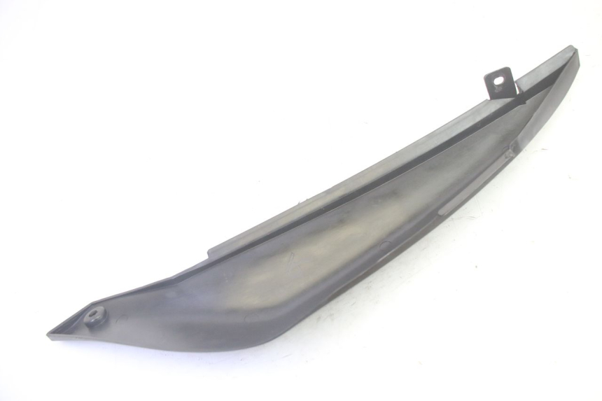 photo de TAPA BAJO ASIENTO DERECHO KSR TR SM 50 (2015 - 2018) - Otra perspectiva