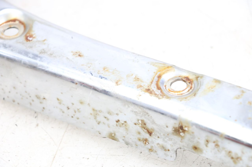 photo de TAPA DEBAJO DEL ASIENTO DERECHO DAELIM VL DAYSTAR 125 (2000 - 2011) - Vista general del producto