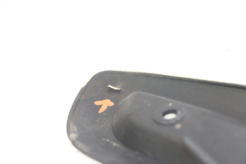 photo de TAPA BAJO ASIENTO DERECHO YAMAHA X-MAX XMAX ABS 250 (2010 - 2012) - Zoom estado de uso