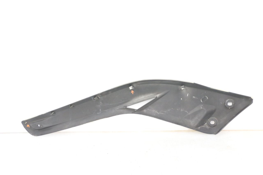 photo de TAPA BAJO ASIENTO DERECHO YAMAHA X-MAX XMAX ABS 250 (2010 - 2012) - Recambio usado revisado