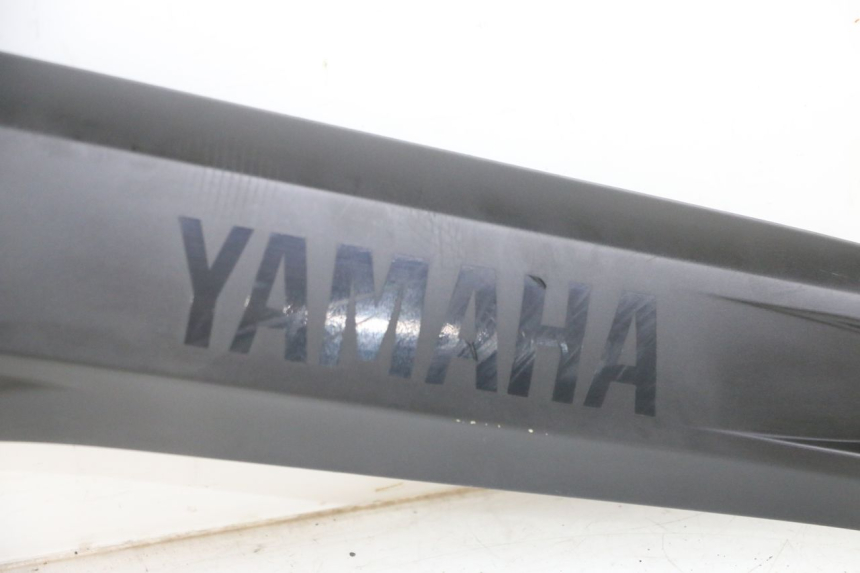 photo de TAPA BAJO EL ASIENTO DERECHO YAMAHA X-MAX XMAX 125 (2010 - 2013) - Vista general del producto