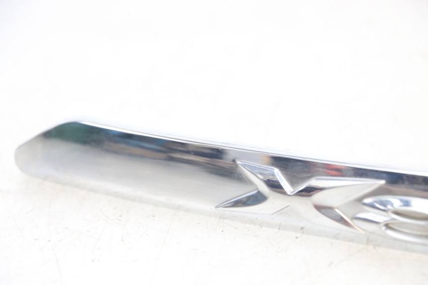 photo de TAPA DEBAJO DEL ASIENTO DERECHO PIAGGIO X8 125 (2004 - 2007) - Estado de la superficie y material