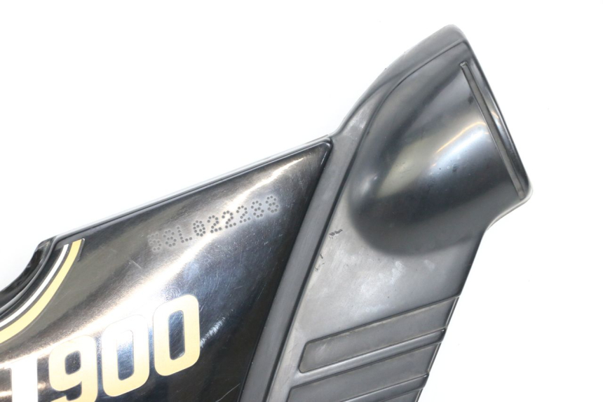 photo de TAPA BAJO ASIENTO DERECHO YAMAHA XJ F 900 (1983 - 1994) - Recambio usado revisado