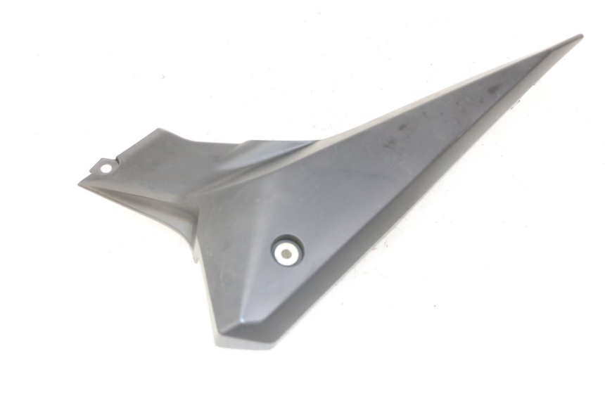 photo de TAPA BAJO ASIENTO DERECHO YAMAHA XJ6 ABS 600 (2008 - 2016) - Vista general del producto