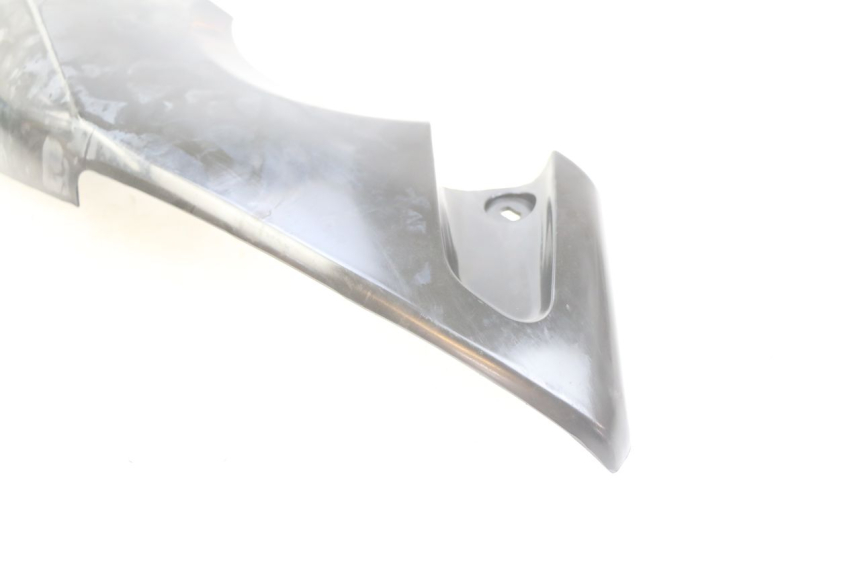 photo de TAPA BAJO EL ASIENTO DERECHO YAMAHA XP T-MAX TMAX ABS 500 (2004 - 2007) - Detalle de la pieza