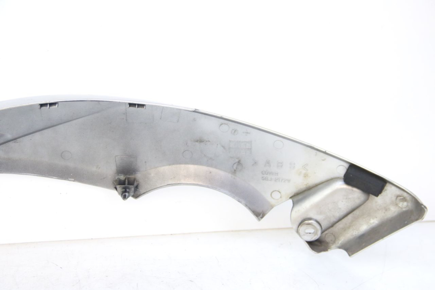 photo de TAPA BAJO ASIENTO DERECHO YAMAHA XP T-MAX TMAX 500 (2004 - 2007) - Estado de la superficie y material