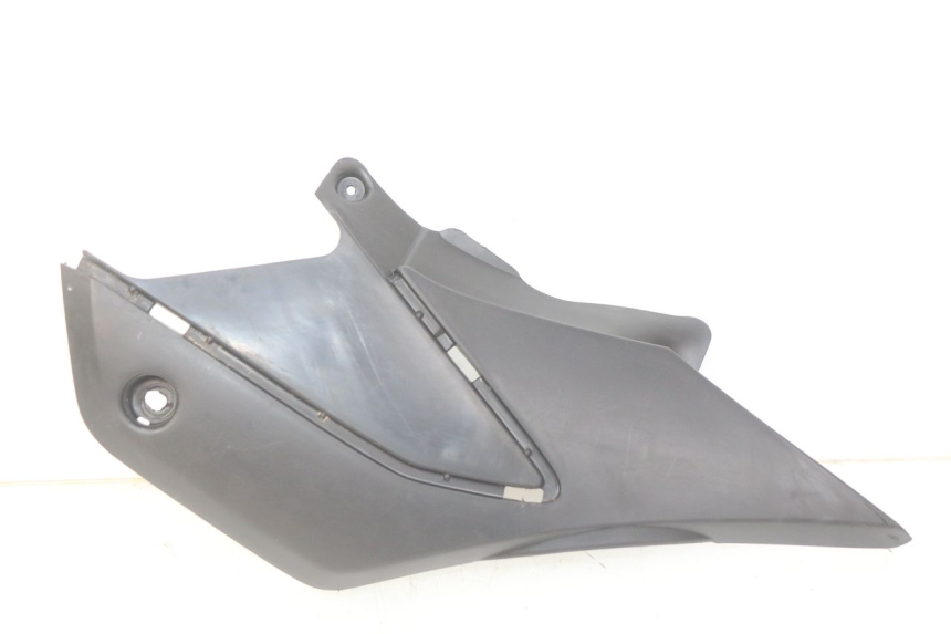 photo de TAPA BAJO EL ASIENTO DERECHO HONDA XR L 125 (2003 - 2007) - Vista principal