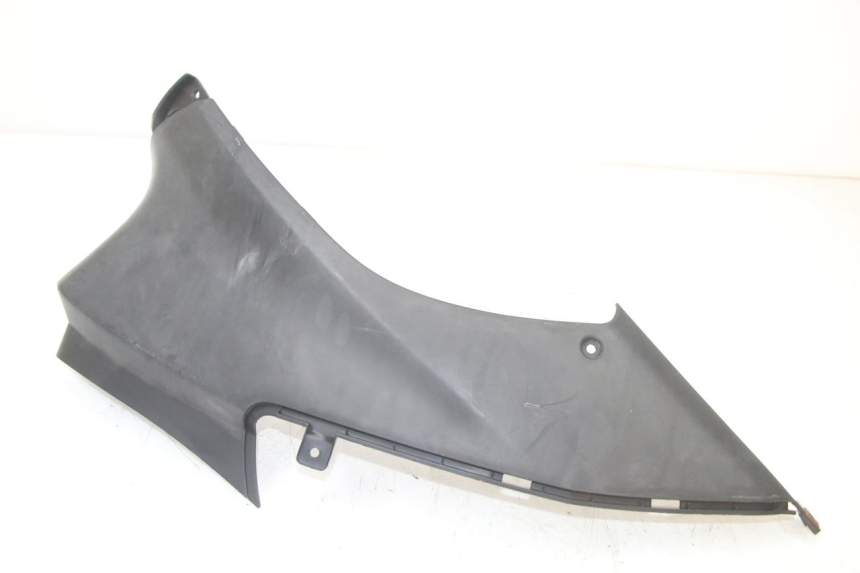 photo de TAPA BAJO ASIENTO DERECHO YAMAHA NEOS NEO'S 4T 50 (2008 - 2016) - Zoom estado de uso