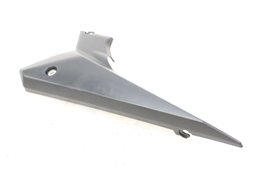 photo de TAPA BAJO ASIENTO DERECHO YAMAHA XJ6 600 (2008 - 2016) - Vista general del producto