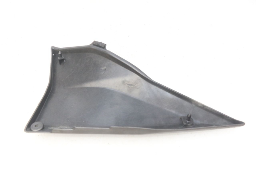 photo de TAPA BAJO EL ASIENTO DERECHO KAWASAKI Z S 750 (2003 - 2006) - Detalle de la pieza