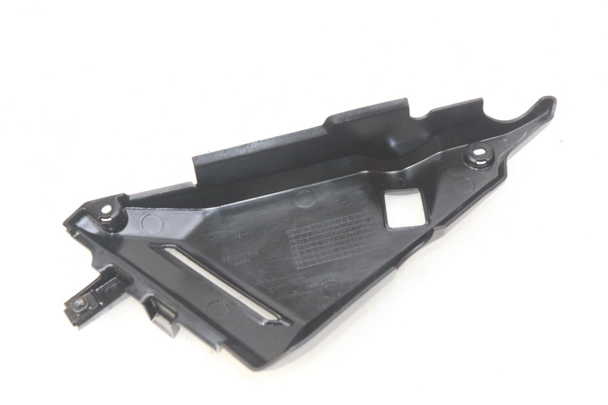 photo de TAPA BAJO EL ASIENTO DERECHO. KAWASAKI Z 650 (2016 - 2019) - Zoom estado de uso