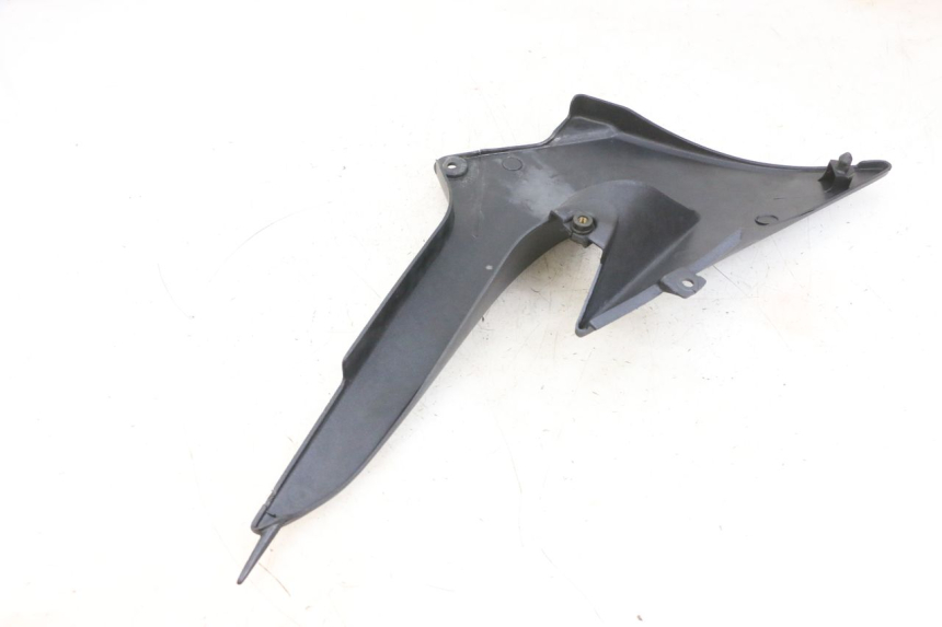 photo de TAPA BAJO ASIENTO DERECHO KAWASAKI ZR 7 750 (1999 - 2004) - Recambio usado revisado