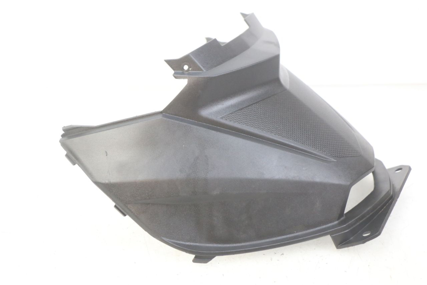 photo de TAPA DEBAJO DEL ASIENTO JM MOTORS EVOLIS 4T 50 (2018 - 2022) - Primer plano técnico