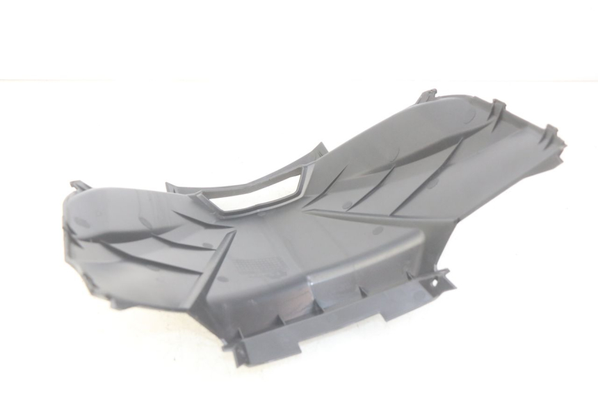 photo de TAPA DEBAJO DEL ASIENTO JM MOTORS EVOLIS 4T 50 (2018 - 2022) - Detalle de la pieza