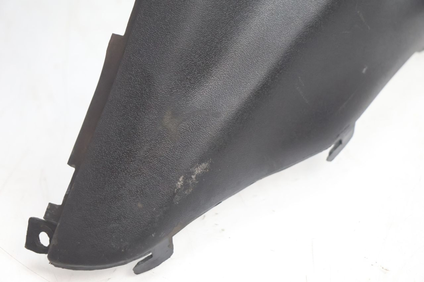 photo de TAPA BAJO ASIENTO KEEWAY F-ACT NAKED 50 (2009 - 2014) - Detalle de la pieza