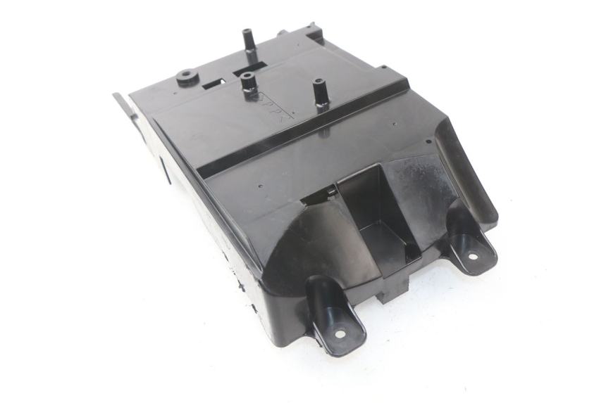 photo de TAPA BAJO ASIENTO YAMAHA FJR ABS 1300 (2006 - 2012) - Detalle de la pieza