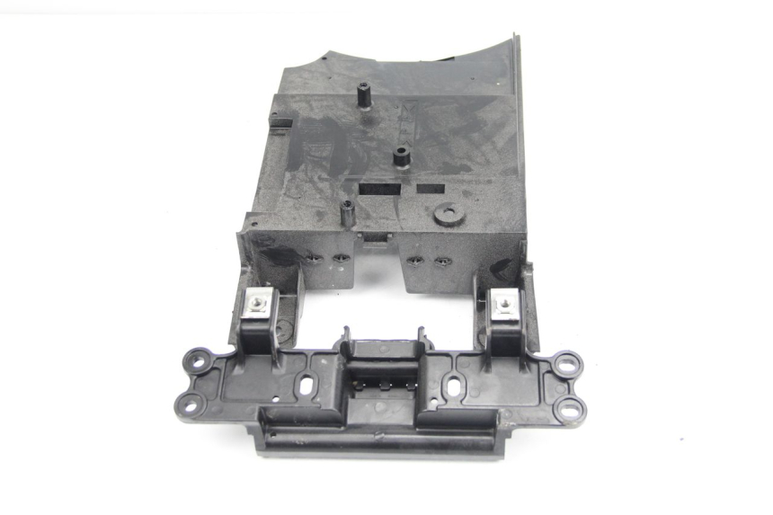 photo de TAPA BAJO ASIENTO YAMAHA FJR ABS 1300 (2006 - 2012) - Zoom estado de uso