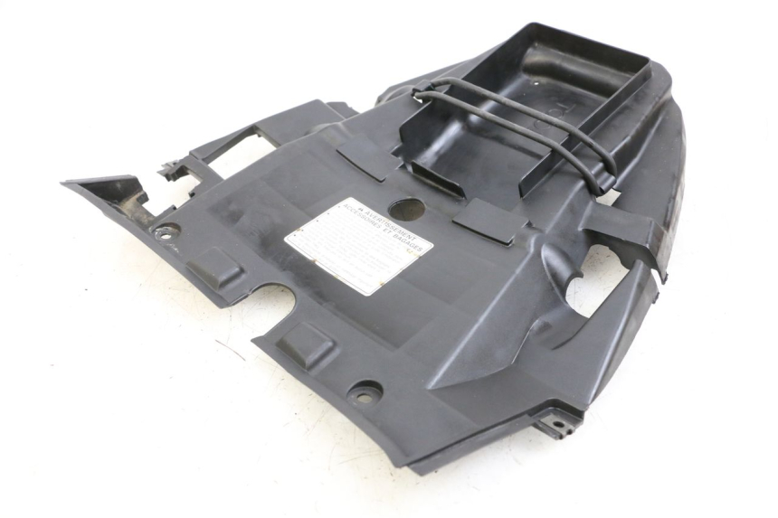 photo de TAPA BAJO ASIENTO HONDA FJS SILVER WING SILVERWING 400 (2005 - 2008) - Zoom estado de uso