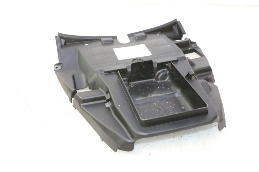 photo de TAPA BAJO ASIENTO HONDA FJS SILVER WING SILVERWING 400 (2005 - 2008) - Otra perspectiva
