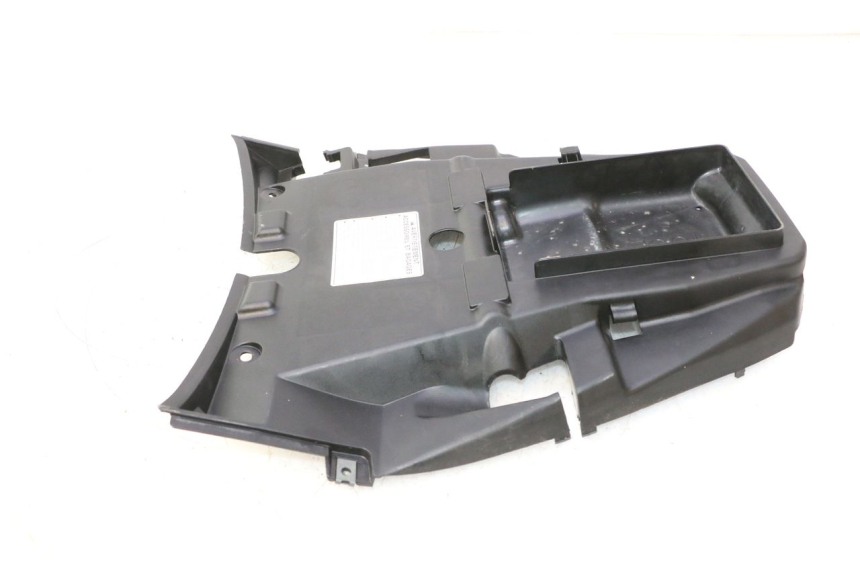 photo de TAPA BAJO ASIENTO HONDA FJS SILVER WING SILVERWING 400 (2005 - 2008) - Primer plano técnico