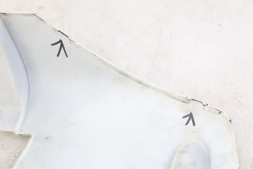 photo de TAPA DEBAJO DEL ASIENTO MBK FLIPPER 50 (2004 - 2012) - Otra perspectiva