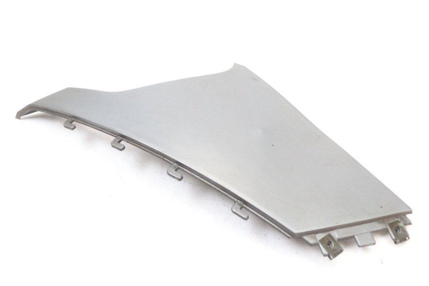 photo de TAPA BAJO EL ASIENTO IZQUIERDO. BMW C1 125 (2000 - 2003) - Zoom estado de uso