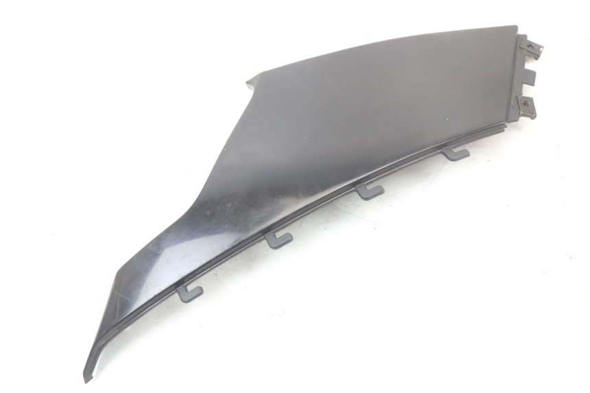 photo de TAPA BAJO EL ASIENTO IZQUIERDO. BMW C1 125 (2000 - 2003) - Detalle de la pieza