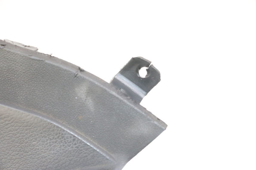 photo de TAPA DEBAJO DEL ASIENTO IZQUIERDO KYMCO DINK 4T 50 (2007 - 2018) - Zoom estado de uso