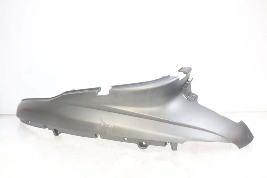 photo de TAPA DEBAJO DEL ASIENTO IZQUIERDO PEUGEOT DJANGO 4T 50 (2014 - 2019) - Recambio usado revisado