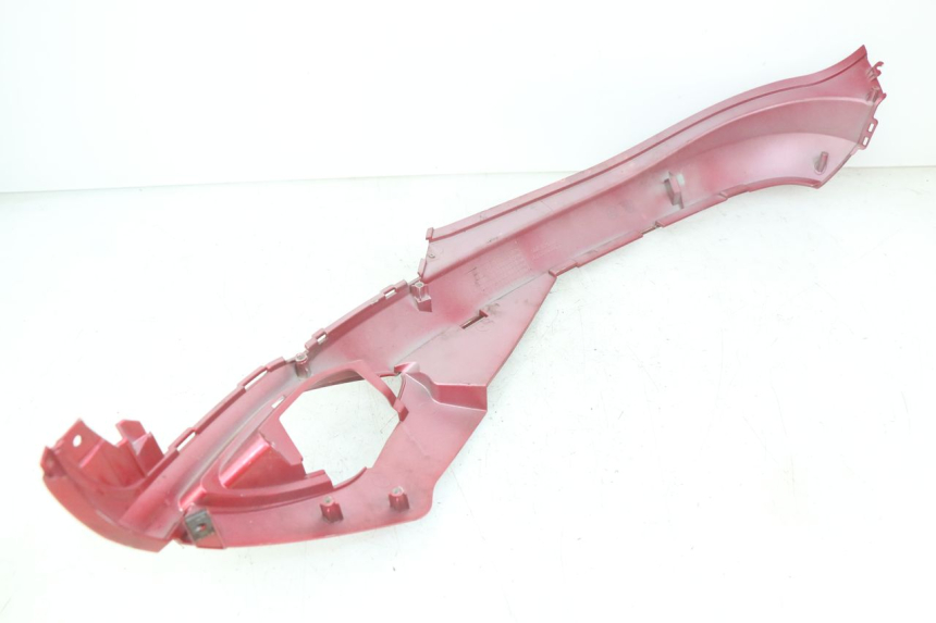 photo de TAPA DEBAJO DEL ASIENTO IZQUIERDO SYM FIDDLE 3 III 125 (2014 - 2020) - Vista general del producto