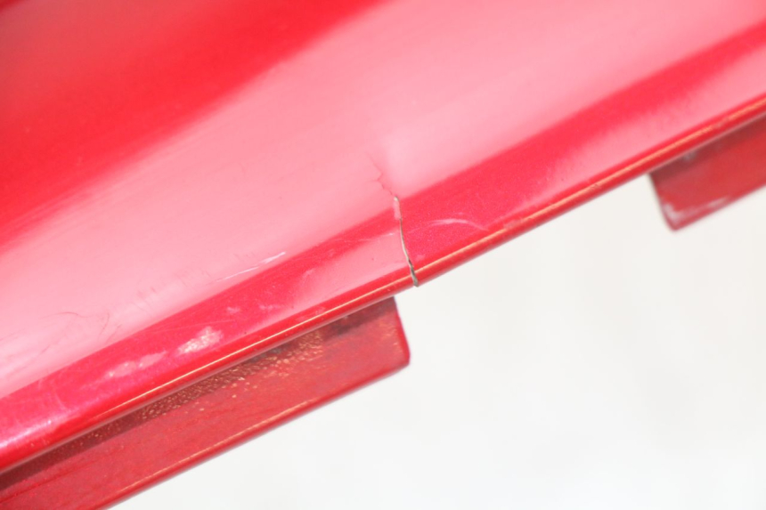 photo de TAPA DEBAJO DEL ASIENTO IZQUIERDO SYM FIDDLE 3 III 125 (2014 - 2020) - Recambio usado revisado