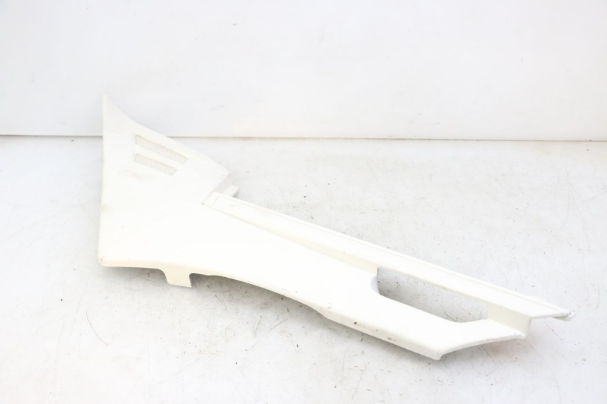 photo de TAPA BAJO ASIENTO IZQUIERDA YAMAHA FJ 36Y 1100 (1984 - 1985) - Detalle de la pieza
