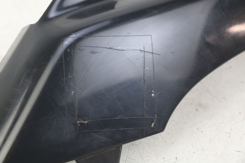 photo de TAPA DEBAJO DEL ASIENTO IZQUIERDO PEUGEOT FOX 50 (1995 - 2003) - Vista general del producto