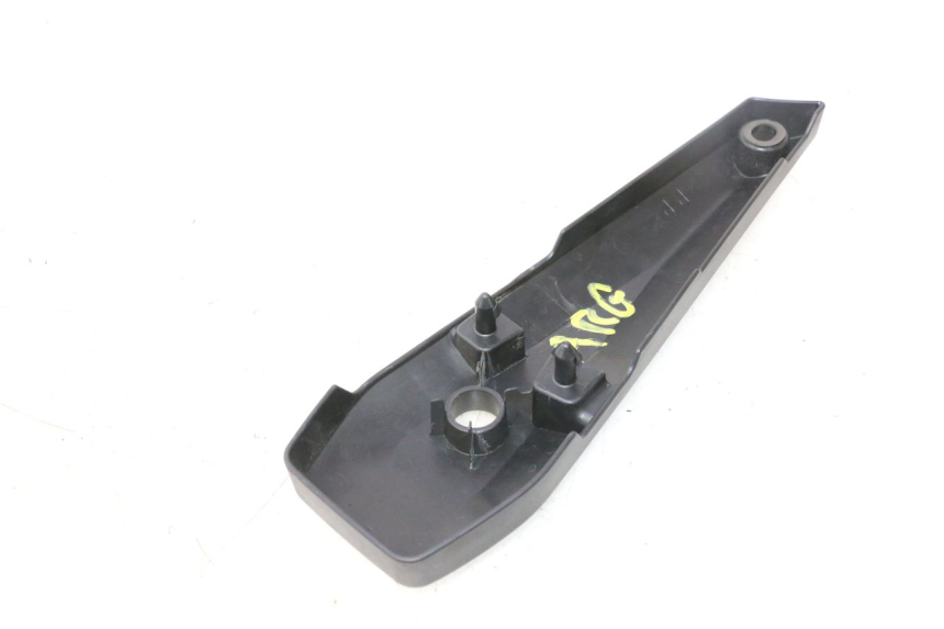 photo de TAPA BAJO ASIENTO IZQUIERDA YAMAHA FZ8 800 (2010 - 2016) - Otra perspectiva