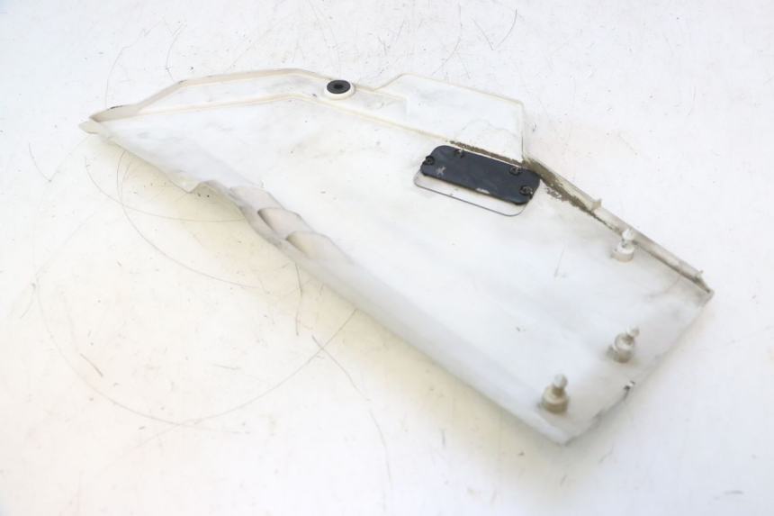 photo de TAPA BAJO ASIENTO IZQUIERDA KAWASAKI GPX F ZX750F 750 (1986 - 1990) - Otra vista del artículo