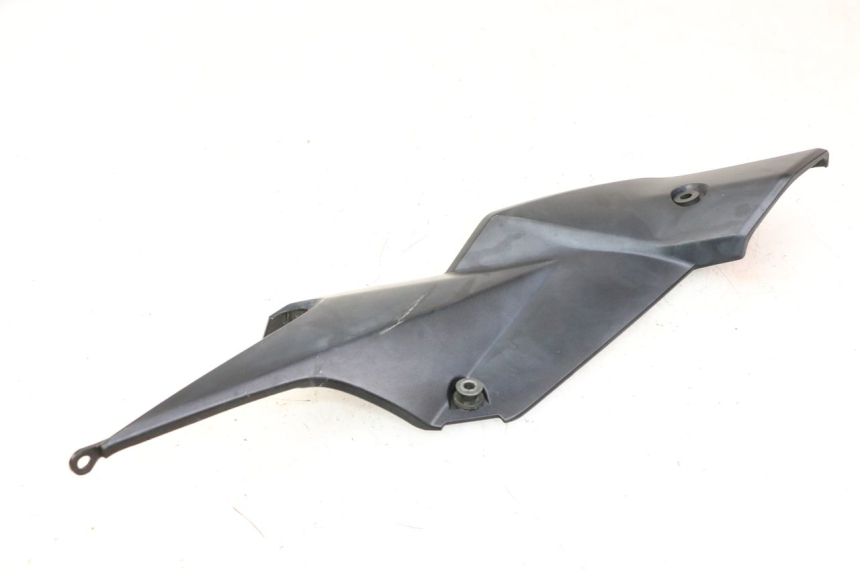 photo de TAPA BAJO ASIENTO IZQUIERDA SUZUKI GSR 750 (2011 - 2017) - Vista general del producto