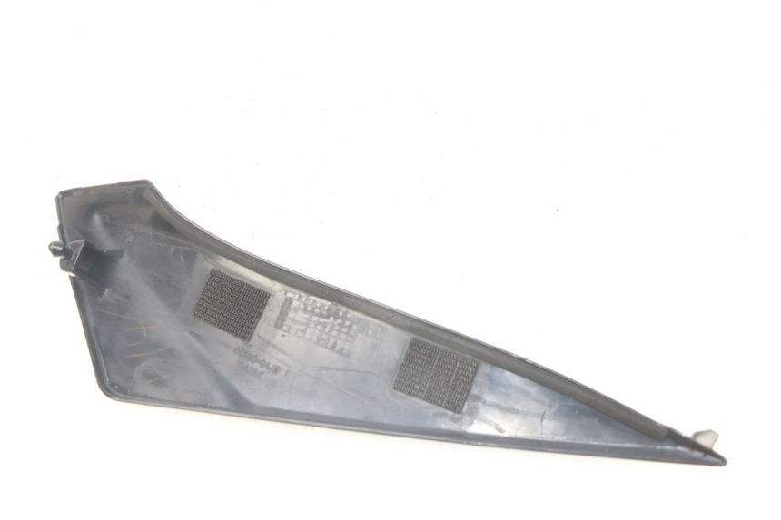 photo de TAPA BAJO ASIENTO IZQUIERDA SUZUKI GSX-R GSXR 750 (2011 - 2016) - Detalle de la pieza
