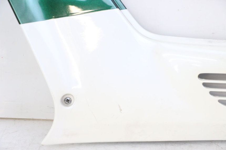 photo de TAPA BAJO ASIENTO IZQUIERDA HONDA CBR F 1000 (1993 - 1996) - Características distintivas
