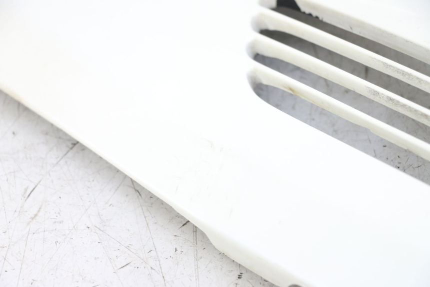 photo de TAPA BAJO ASIENTO IZQUIERDA HONDA CBR F 1000 (1993 - 1996) - Recambio usado revisado