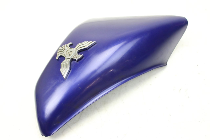 photo de TAPA DEBAJO DEL ASIENTO IZQUIERDO SYM HUSKY 125 (1999 - 2005) - Detalle de la pieza