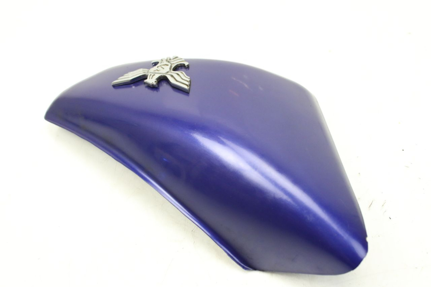 photo de TAPA DEBAJO DEL ASIENTO IZQUIERDO SYM HUSKY 125 (1999 - 2005) - Zoom estado de uso