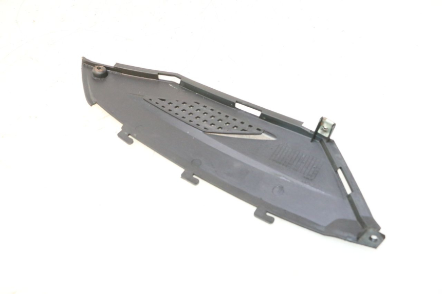 photo de TAPA BAJO ASIENTO IZQUIERDA RIDE JUMP 2T 50 (2012 - 2017) - Primer plano técnico