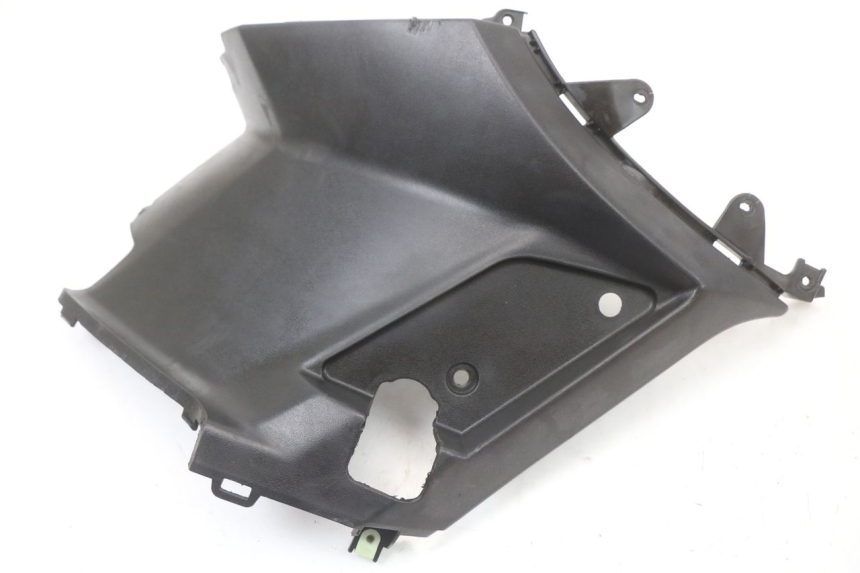 photo de TAPA BAJO ASIENTO IZQUIERDA PEUGEOT KISBEE 4T 50 (2010 - 2017) - Vista principal