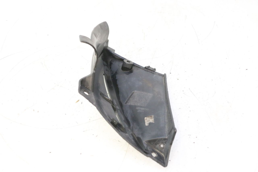 photo de TAPA BAJO ASIENTO IZQUIERDA PEUGEOT LUDIX BLASTER 50 (2006 - 2014) - Zoom estado de uso