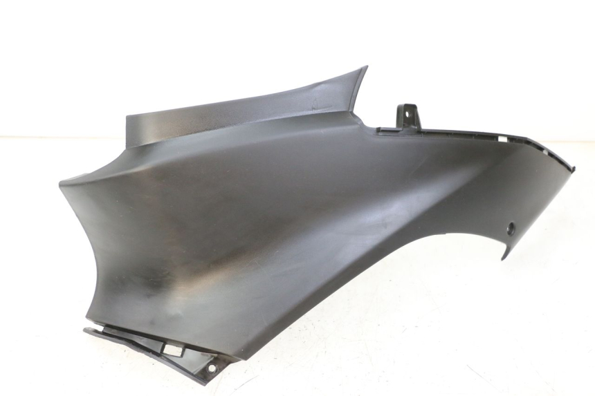 photo de TAPA BAJO ASIENTO IZQUIERDA MBK OVETTO ONE 2T 50 (2013 - 2017) - Vista principal