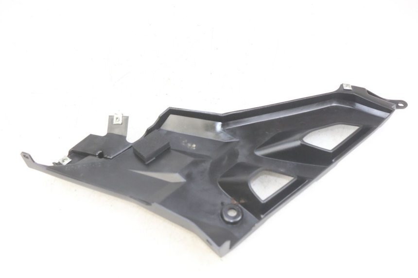 photo de TAPA DEBAJO DEL ASIENTO IZQUIERDO YAMAHA MT ABS 125 (2014 - 2018) - Otra perspectiva