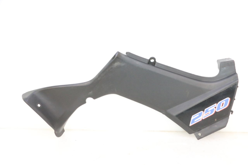 photo de TAPA BAJO ASIENTO IZQUIERDA KYMCO MXU R 250 (2004 - 2010) - Vista principal